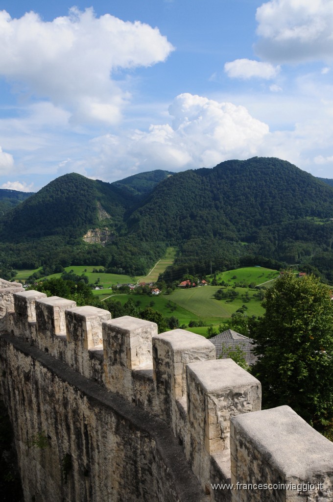 Celje ed il suo castello 2011.08.01_22.JPG